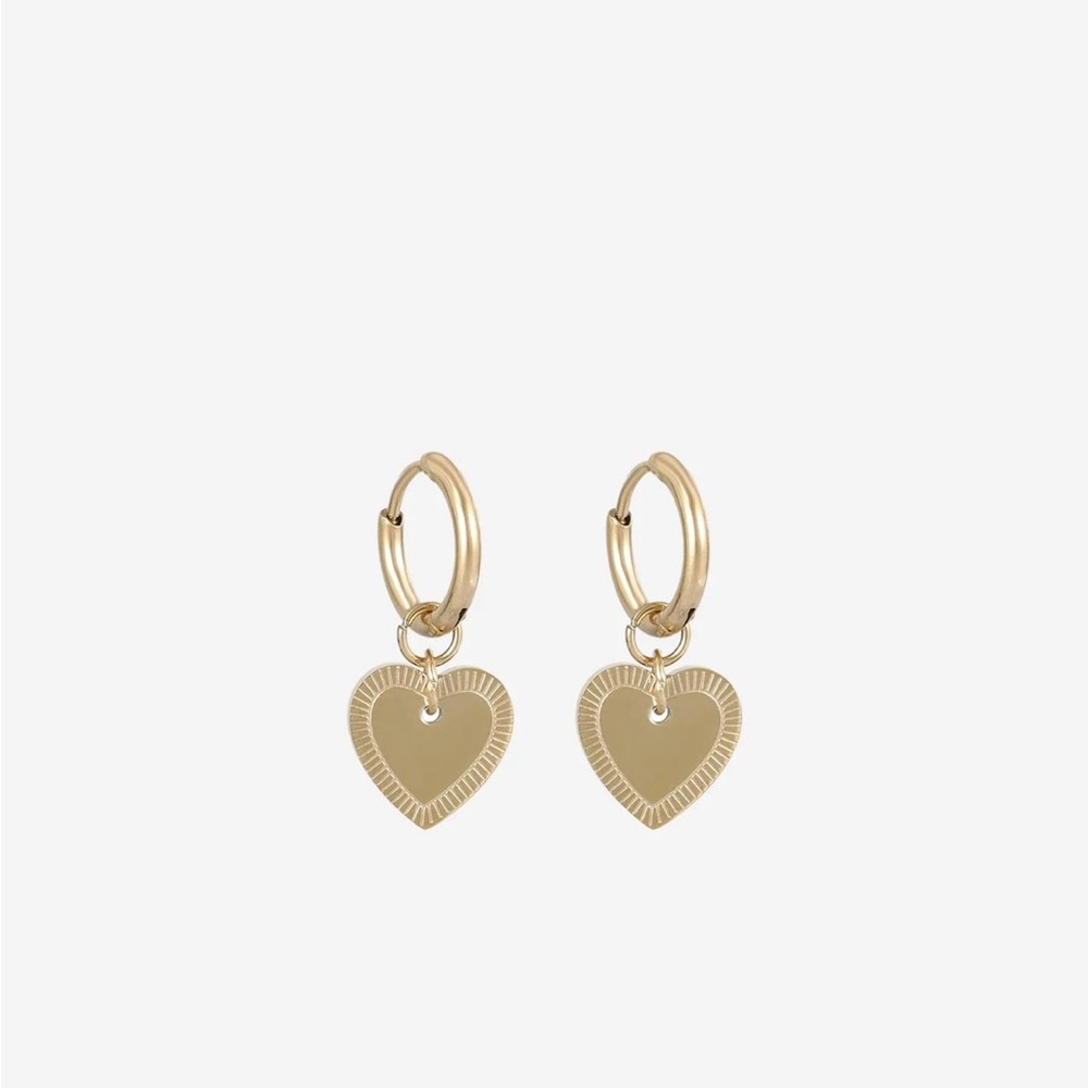 💛Looking For💛 Naetur Gold Heart Hoop Earrings